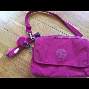 Kipling clutch